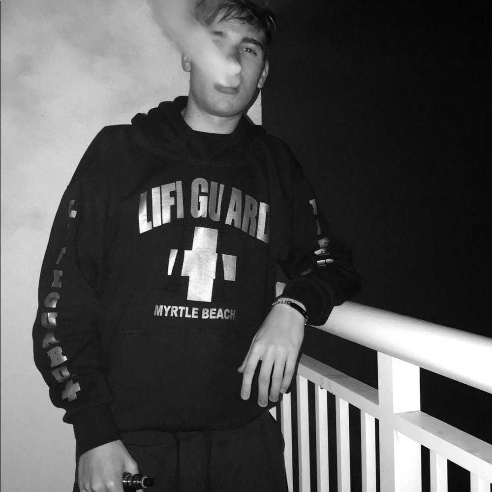 Meet your Posher, Eric